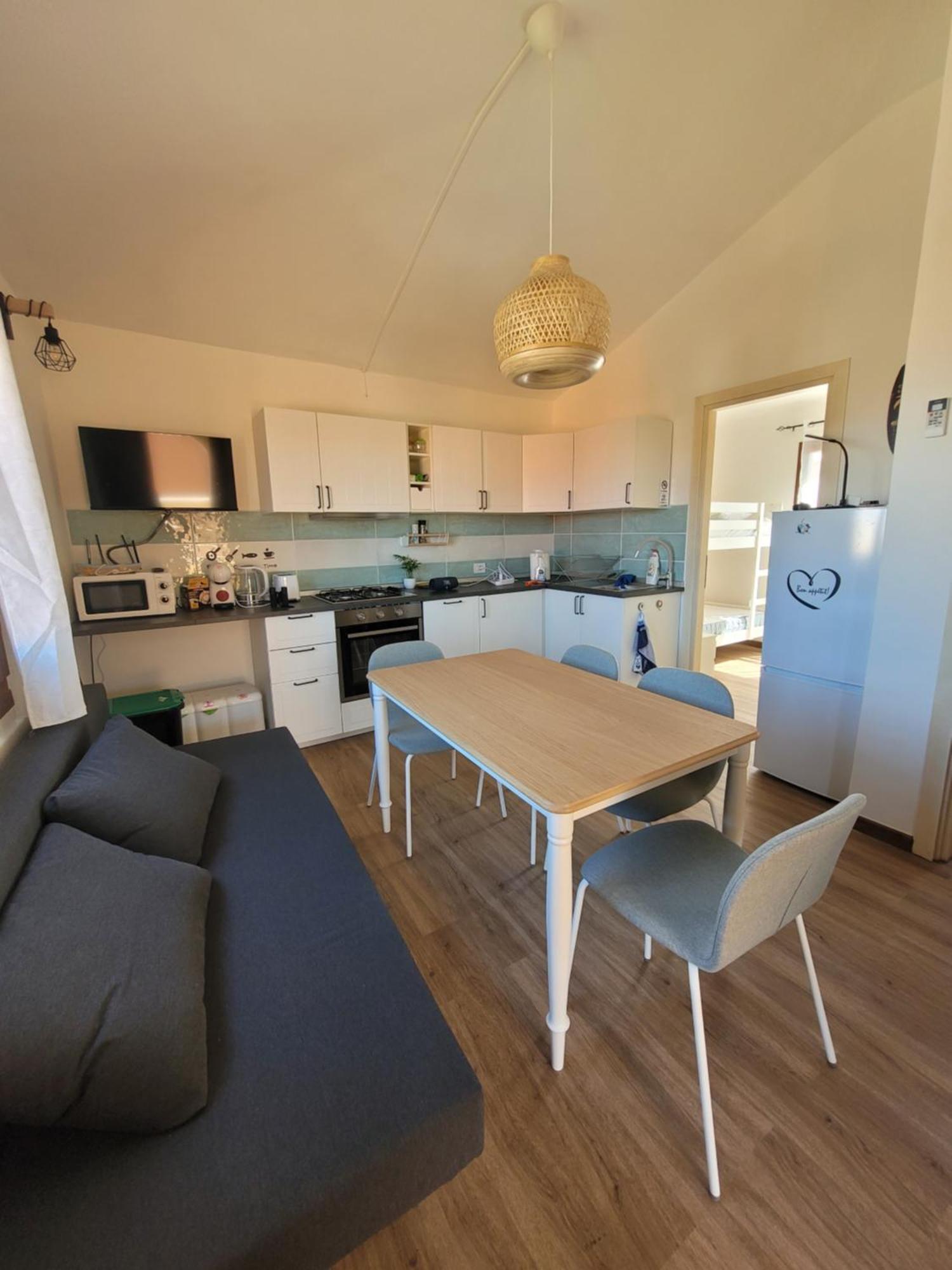 Surf House Mirice Apartment Vignola Mare ภายนอก รูปภาพ